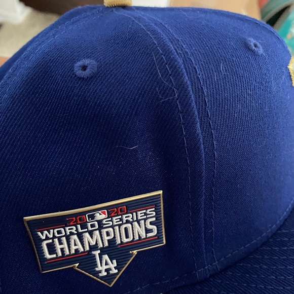 LA dodgers fitted hat - Picture 2 of 3